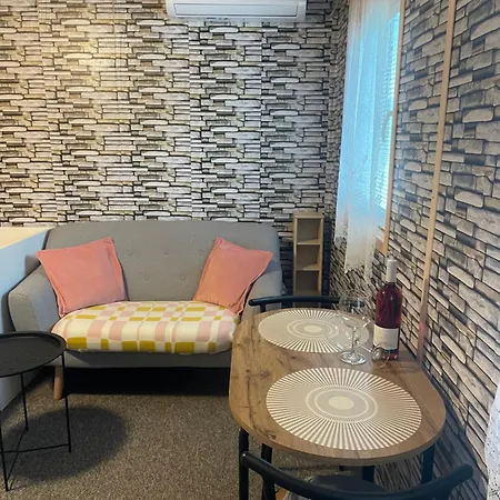 V Zahrade Mango Chill בקתה